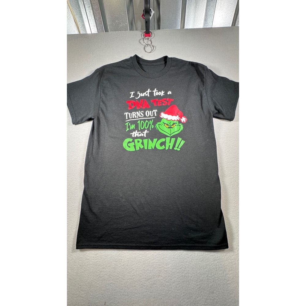 The Grinch 100% That Grinch DNA Test Christmas Graphic T-Shirt Black Medium
